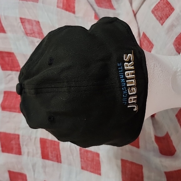 New Era NFL Team Cap - Jacksonville Jaguars Two-Tone Hat - Picture 2 of 3